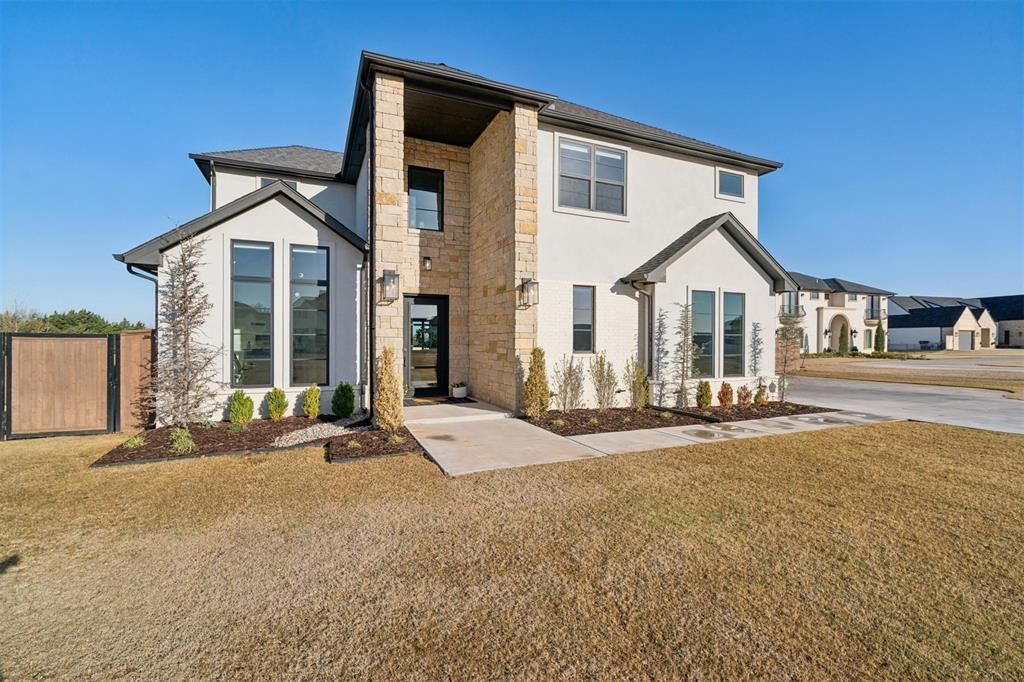 Property Photo:  22437 Forester Lane  OK 73025 
