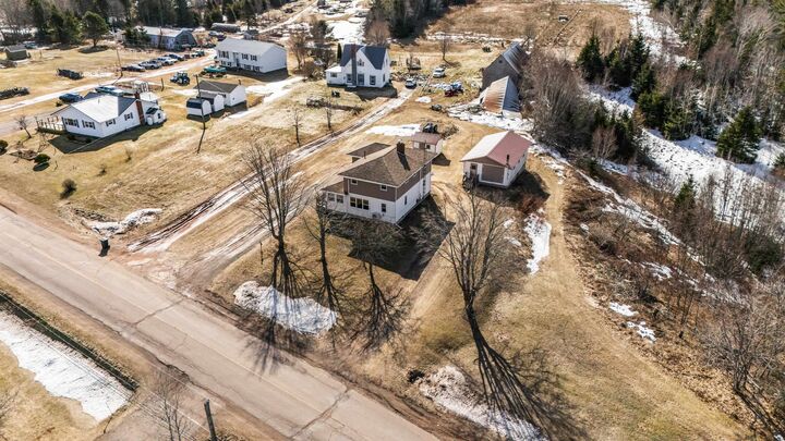 Property Photo:  33 Moore Drive  PE C0A 1W0 