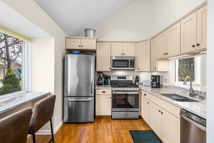 Property Photo:  48 Middlecott Ln Unit 48  MA 02631 