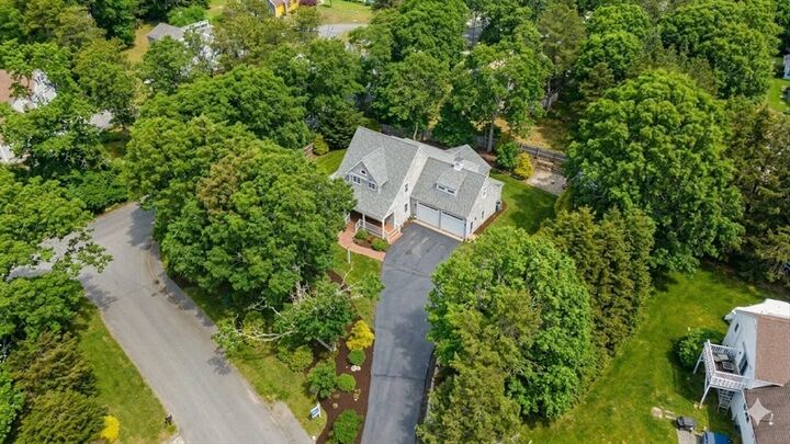 Property Photo:  10 Abbey Gate Rd  MA 02635 