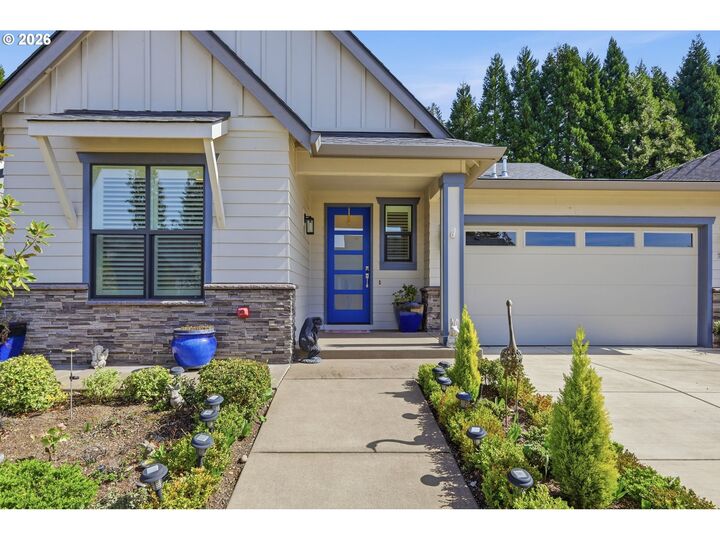 Property Photo: 3921 Heather Grove Ln OR 97408