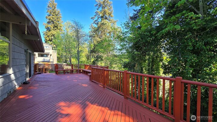 Property Photo:  14245 SE 41st Street  WA 98006 