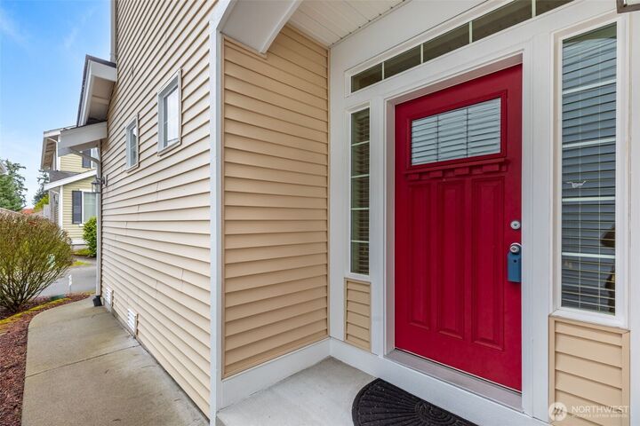 Property Photo:  19311  24th Avenue W G  WA 98036 