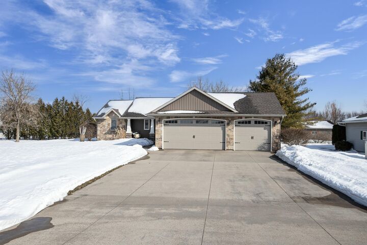 Property Photo:  W6860 Sunnyvale Lane  WI 54942 