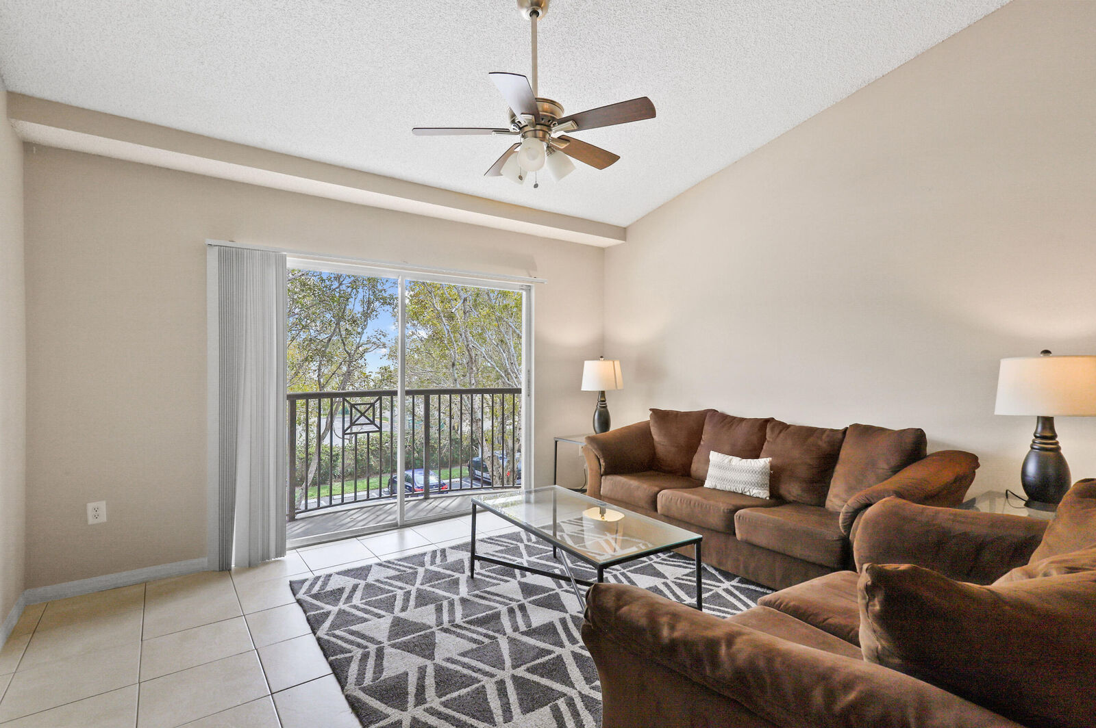 Property Photo:  4159 N Haverhill Road 1319  FL 33417 