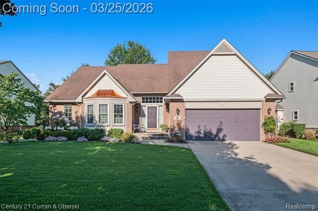 Property Photo: 781 Pheasant Run West Drive MI 48393