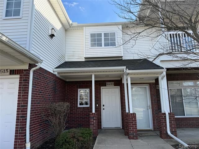 Property Photo: 5609 Acorn Lane MI 48314