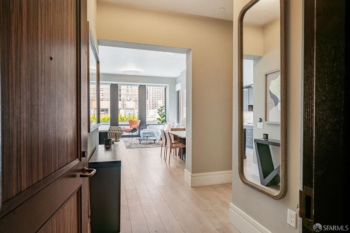 Property Photo:  288 Pacific Avenue 4E  CA 94111 