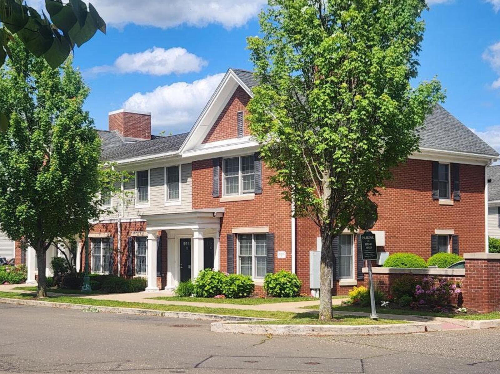 Property Photo:  54 Fairgate Drive  CT 06902 