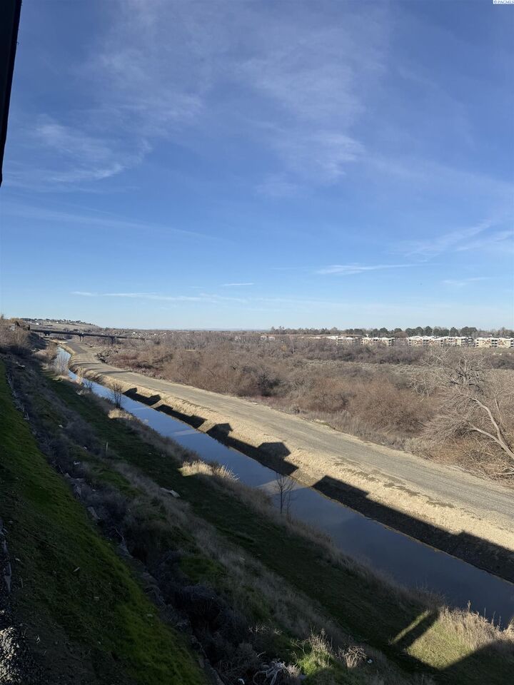 Property Photo:  815 Rio Vista Loop Lot28  WA 99352 