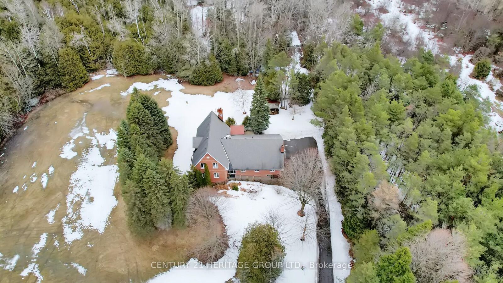 Property Photo:  21455 Warden Avenue  ON L0G 1R0 