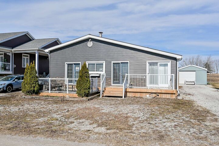 87 Lakeshore Road — photo 1