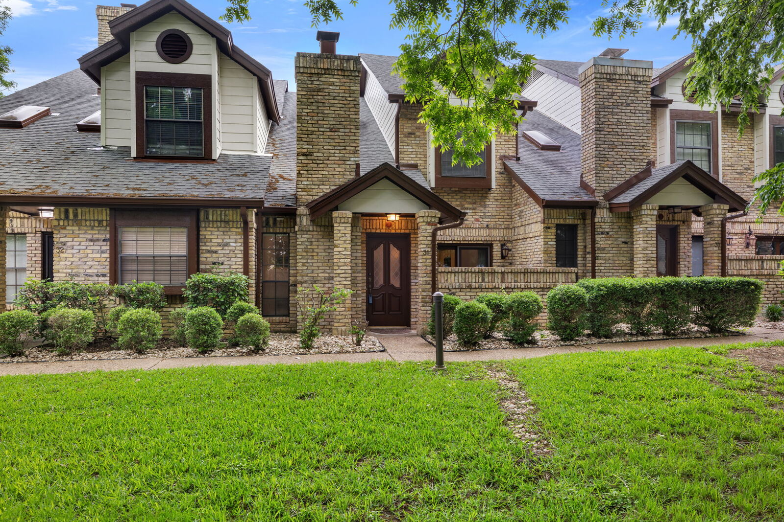 Property Photo:  10819 Crown Colony Drive 31  TX 78747 