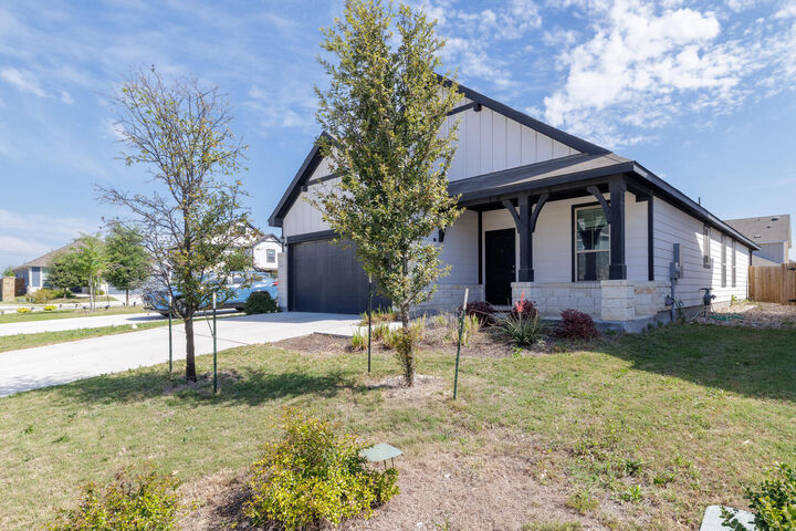 Property Photo: 1620 Holly Lake Drive TX 78641