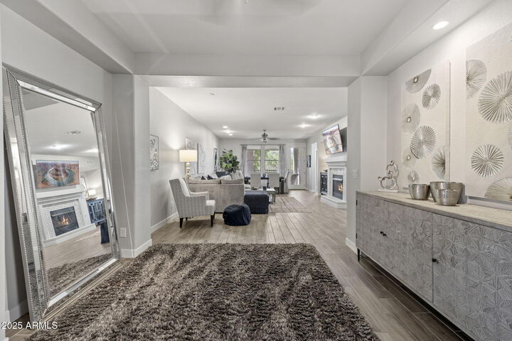 Property Photo:  15221 N Clubgate Drive 2028  AZ 85254 