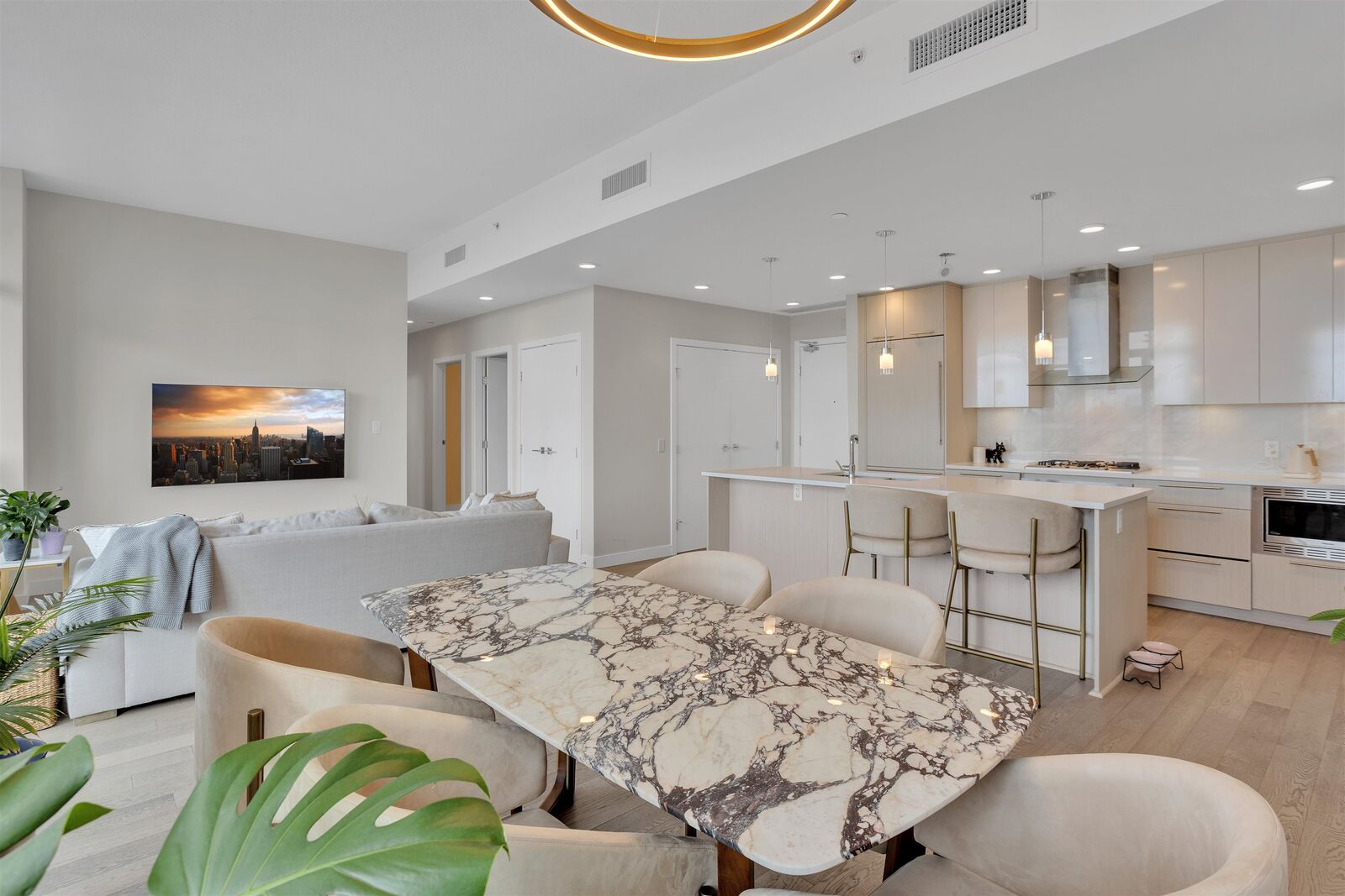 Property Photo: 5033 Cambie Street 505 BC V5Z 0H6