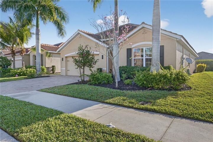 Property Photo:  3223 Birchin Ln  FL 33916 