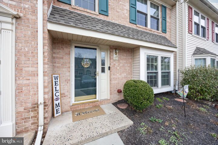 Property Photo:  420 Oaktree Court  PA 19464 