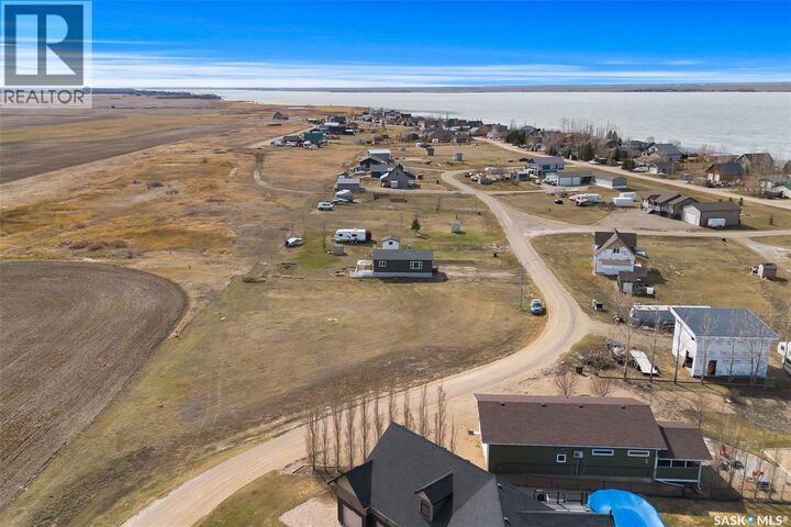 Property Photo:  213 Barber Road  SK S0G 4V0 