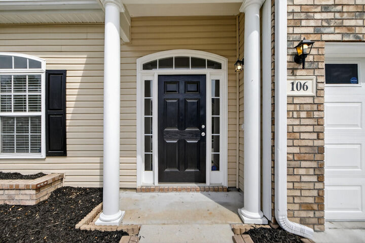 Property Photo: 106 Meadowvale Lane SC 29461