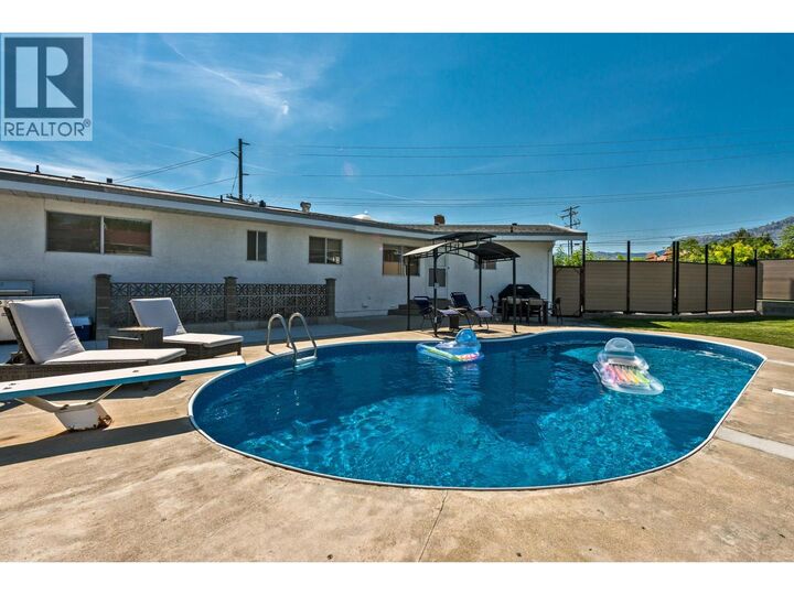 Property Photo: 9302 62nd Avenue BC V0H 1V1