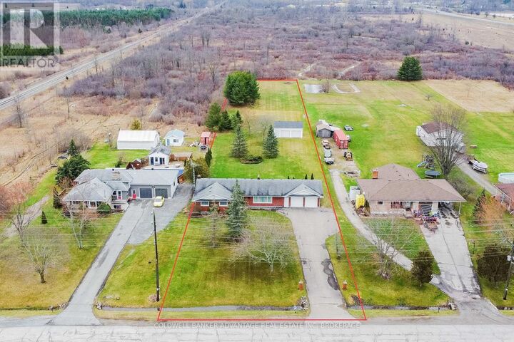 Property Photo:  377 Silverthorn Crescent  ON L3B 5N4 