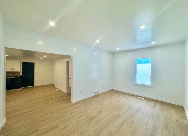 Photo de la propriété:  336 Fourth Avenue  MB R0J 1H0 