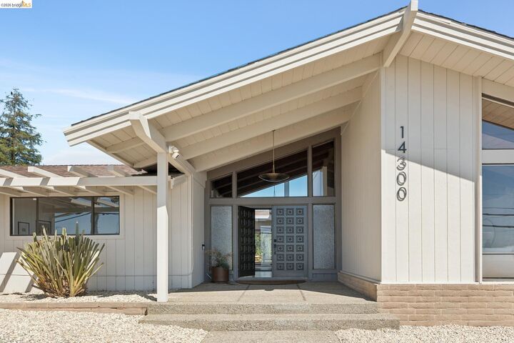 Property Photo:  14300 Skyline Blvd  CA 94619 