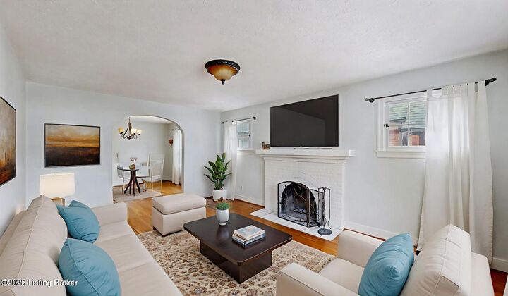 Property Photo: 2438 Bradley Ave KY 40217