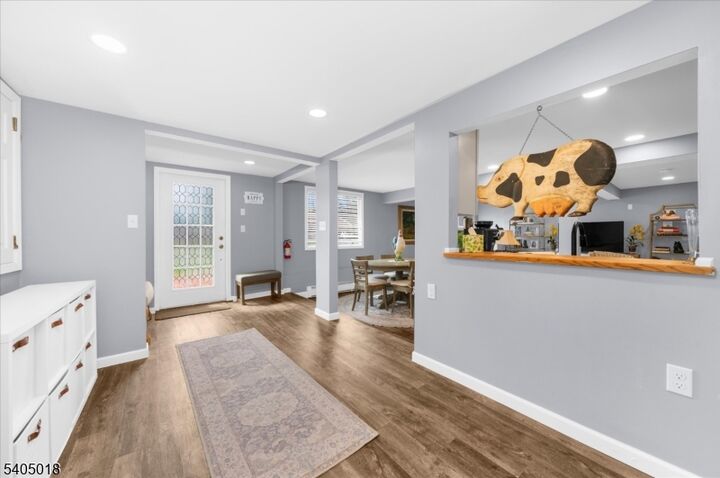 Property Photo:  128 Main St  NJ 08833 