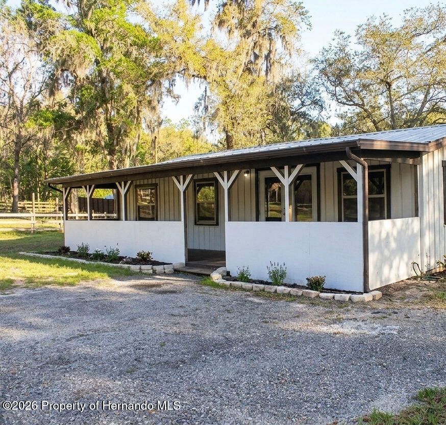 Property Photo:  25280 Dauphin Drive  FL 34602 