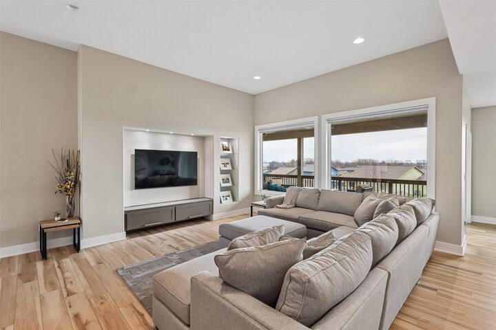 Property Photo:  1315 Bailey Court  IA 50003 