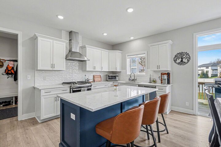 Property Photo:  2803 Pinehill Drive  MI 49424 