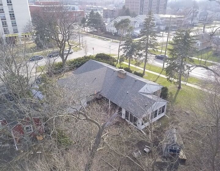 Property Photo: 105 N Main Street IL 60148