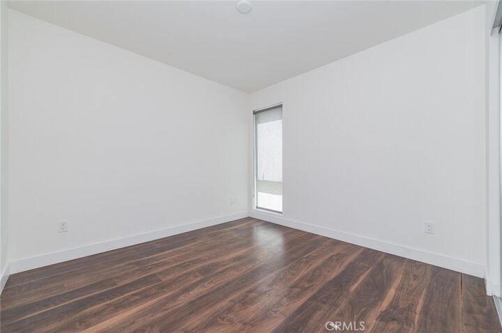 Property Photo:  6016 W Beachwood Ln  CA 90038 