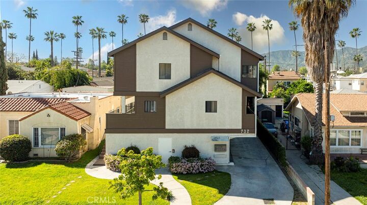 Property Photo: 732 W Dryden CA 91202