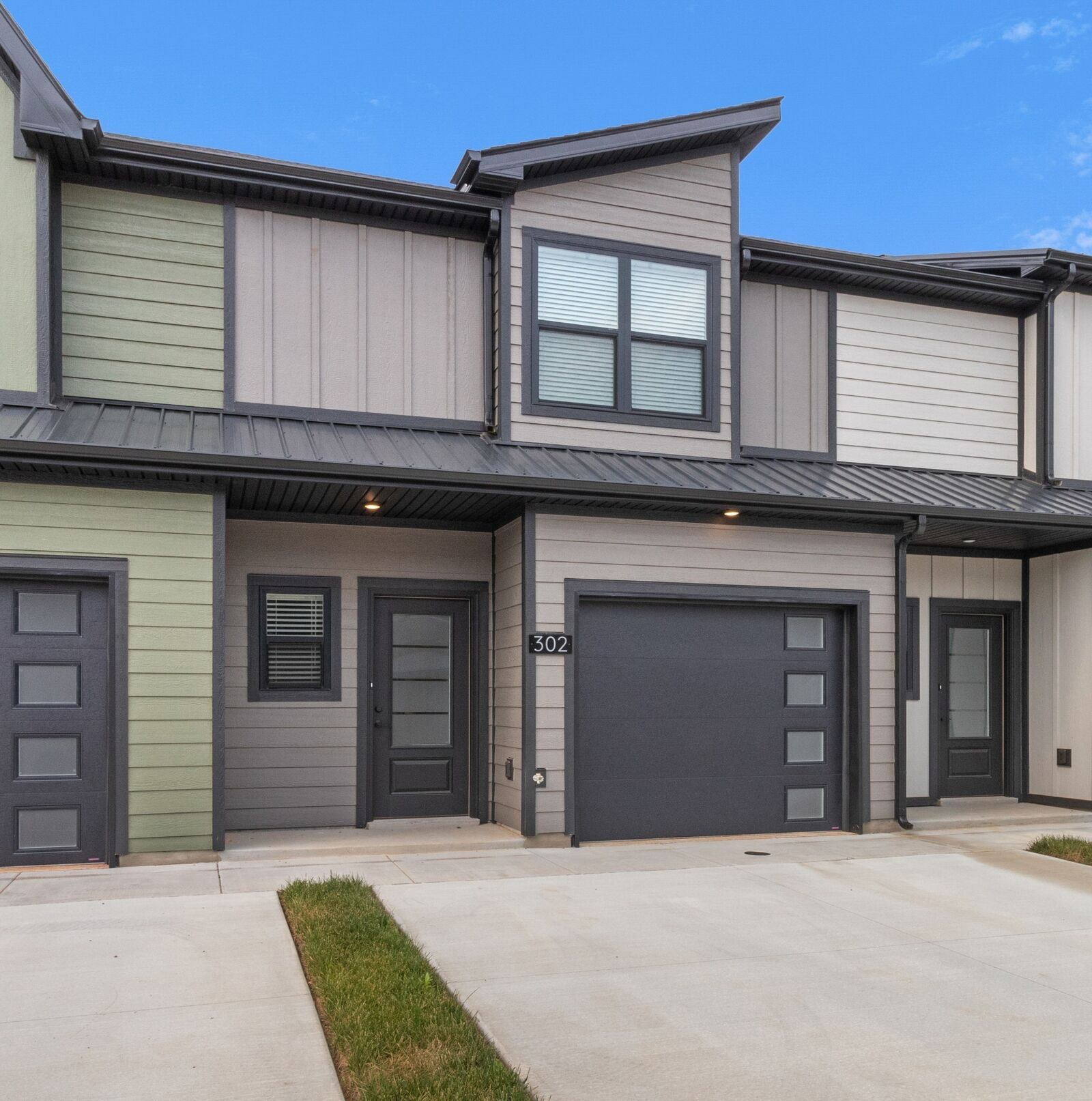 Property Photo: 302 Jonathan Wade Circle TN 37043