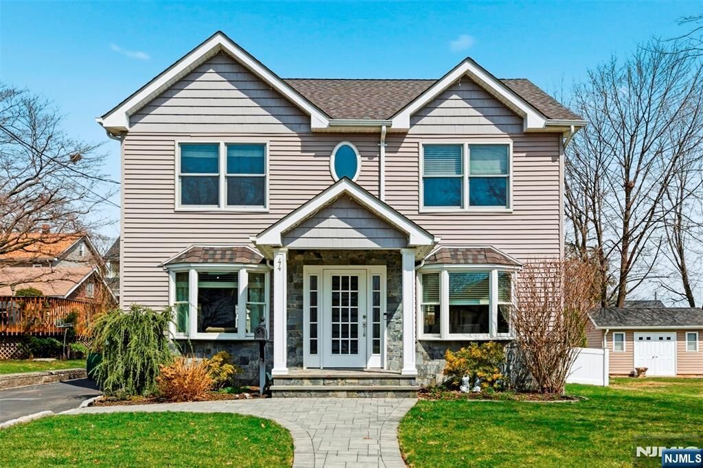 Property Photo:  44 Laura Avenue  NJ 07110 