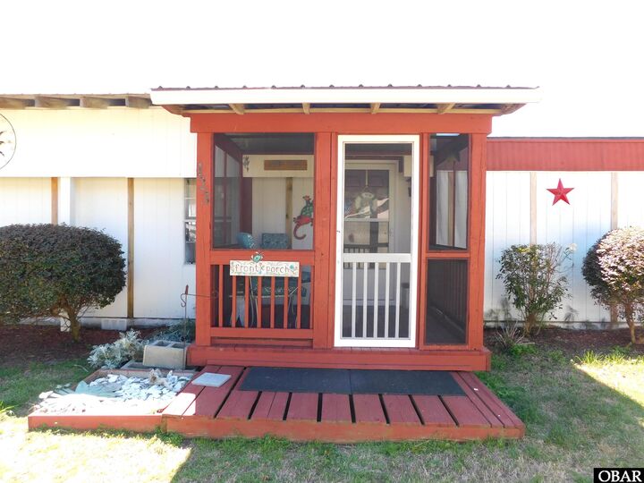 Property Photo:  123 Bayview Drive  NC 27978 