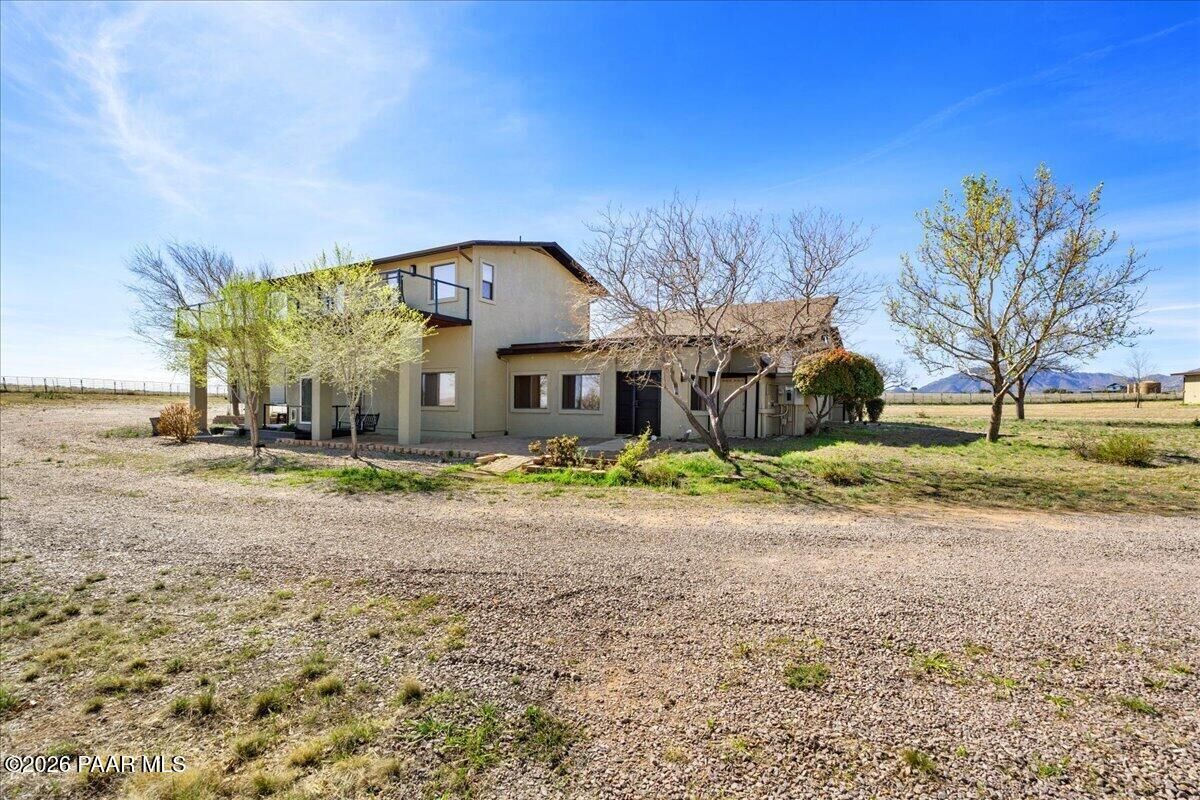 Property Photo:  1445 S Table Mountain Road  AZ 86323 