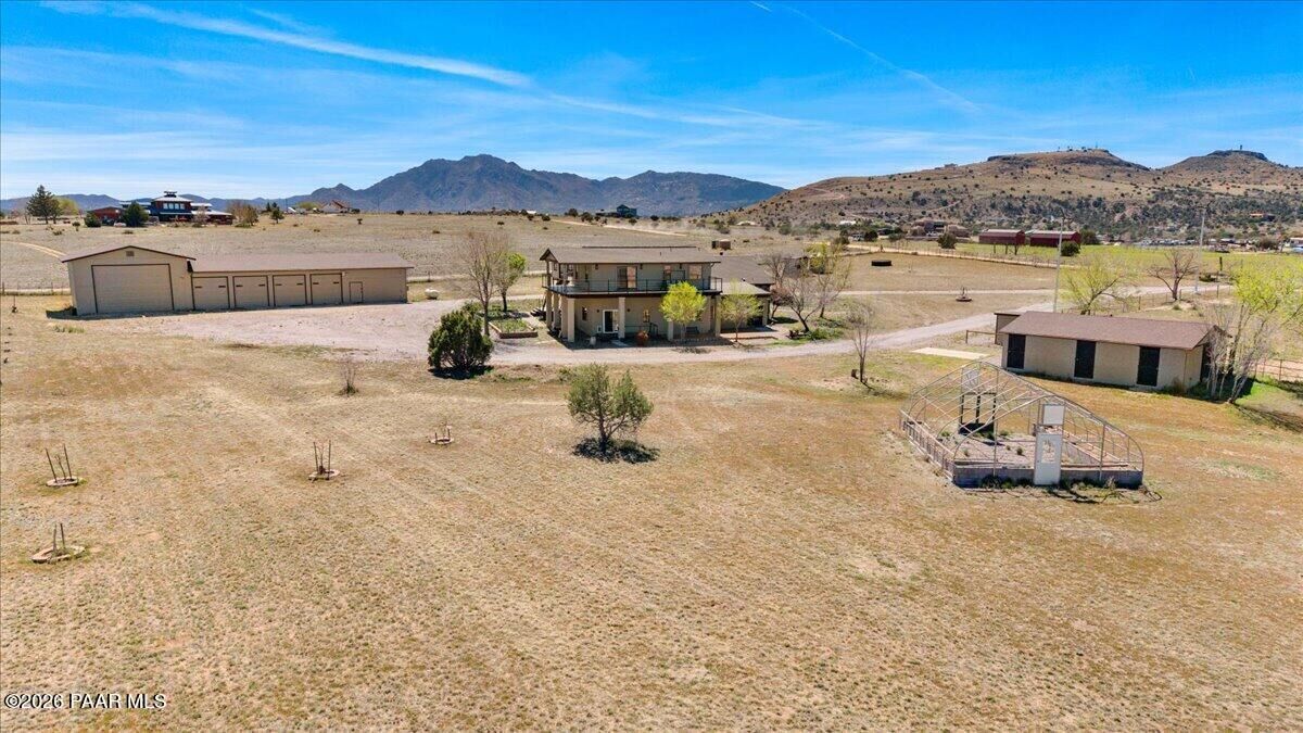 Property Photo:  1445 S Table Mountain Road  AZ 86323 