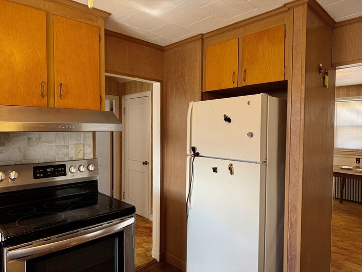 Property Photo: 6 Paula Rd MA 01757