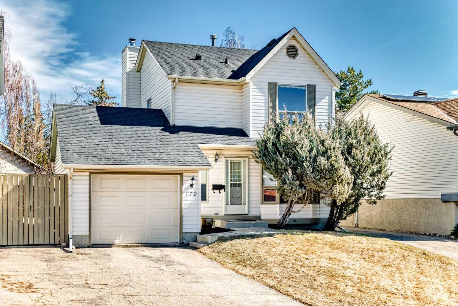 Property Photo: 179 Ranchridge Drive NW AB T3G 1W1