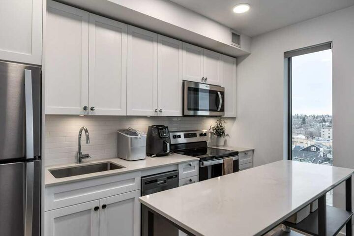 Property Photo: 123 4 Street NE 608 AB T2E 8K3