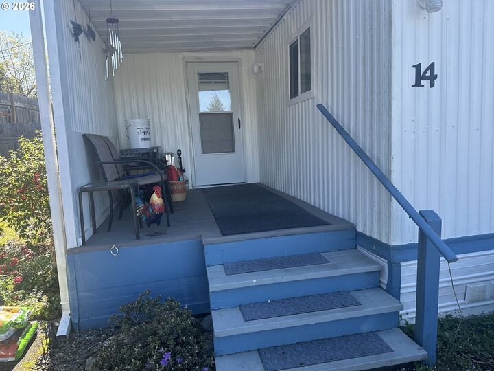 Property Photo:  15765 Highway 101S 14  OR 97415 