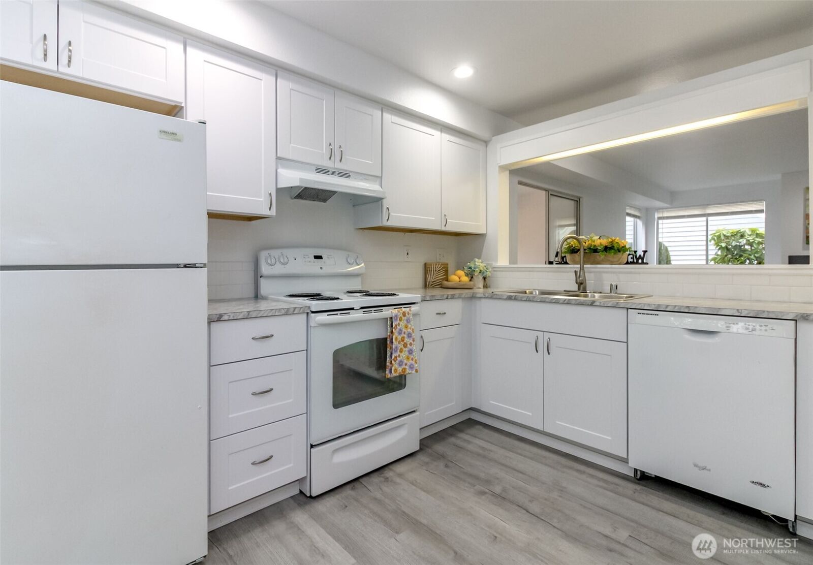 Property Photo:  307 S 328th Lane  WA 98003 