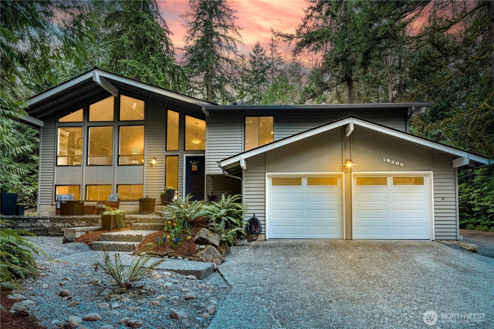Property Photo:  19305  196th Avenue NE  WA 98077 