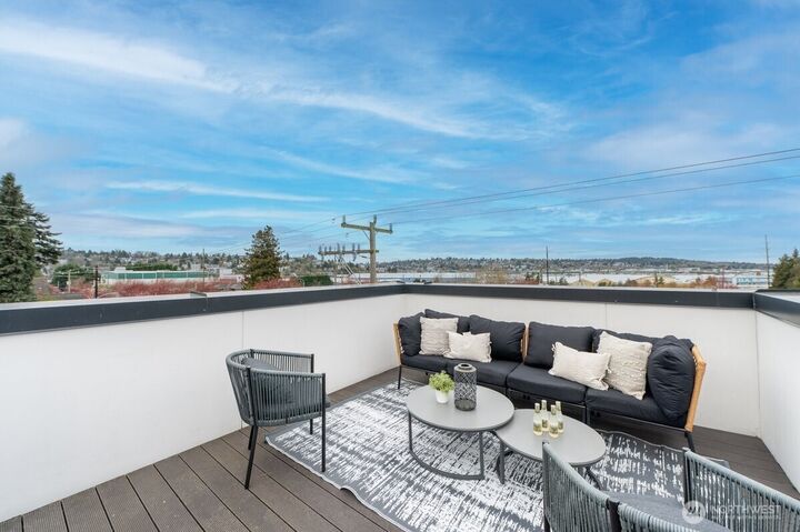 Property Photo:  4354  6th Avenue NW  WA 98107 