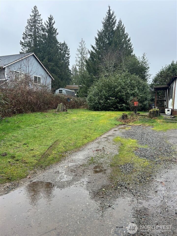 Property Photo: 9506 204th Ave E WA 98391
