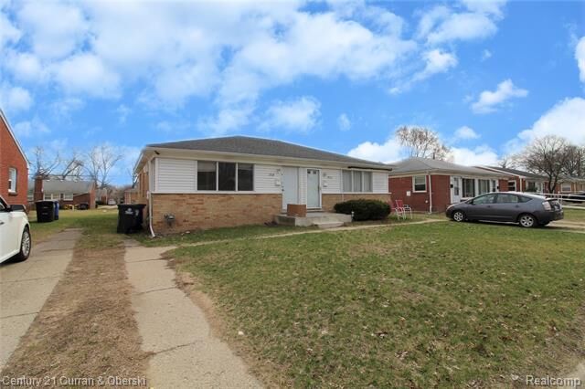 Property Photo:  1919 Stieber Street  MI 48186 